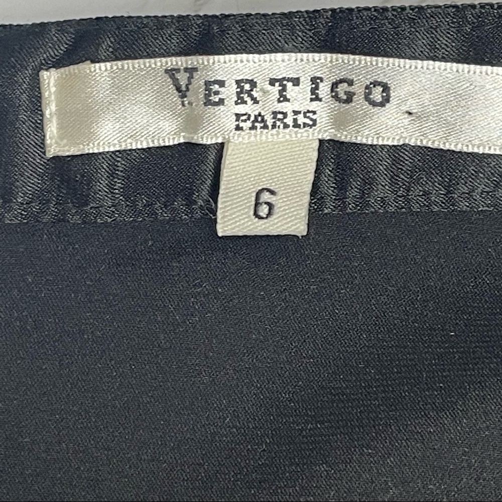 100% Silk Black Floral Embroidered Knee Length Skirt Size 6 Like New - Picture 12 of 17